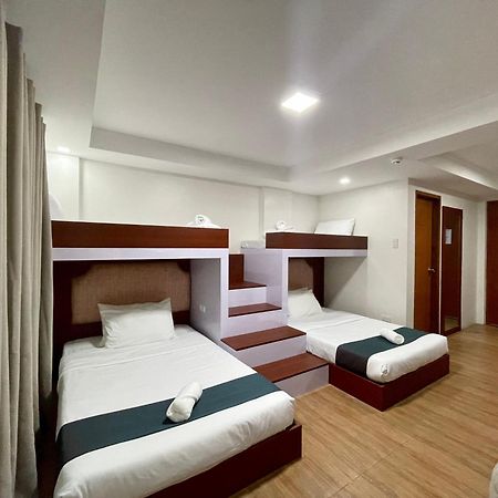 Staycation Hotel San Jose  Екстериор снимка