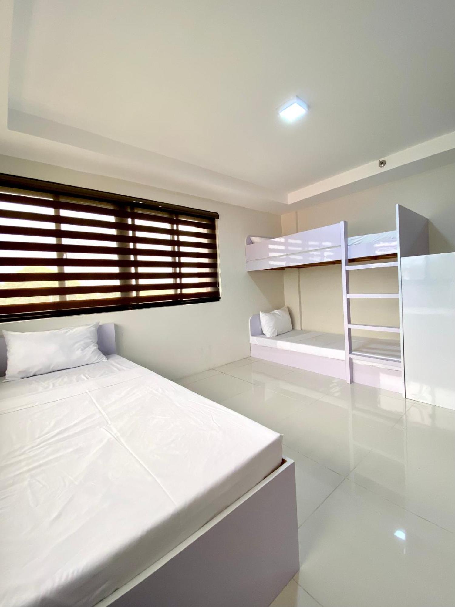 Staycation Hotel San Jose  Екстериор снимка